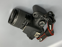 Canon 1200D kit 18-55mm III 6000 кадров