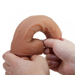 Реалистичный фаллоимитатор на присоске Lisle (20,6*4,2 см)