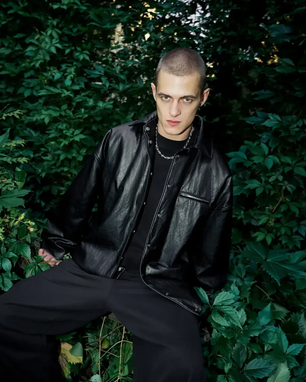 Утепленная куртка-рубашка из экокожи