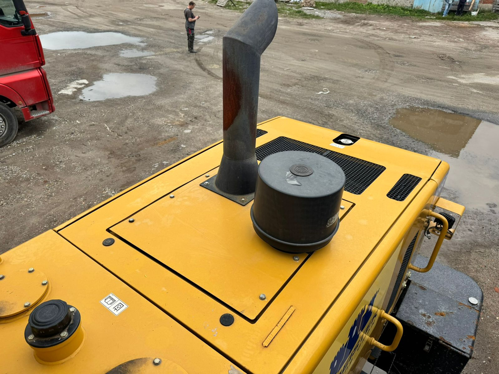 Caterpillar SEM 658 Фронтальный погрузчик SEM 658 D (Дизельный, 9,7 л, 220 л.с., АТ)