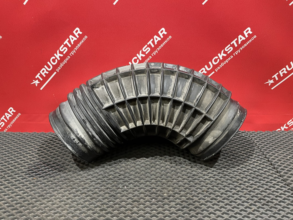 Патрубок воздушного фильтра