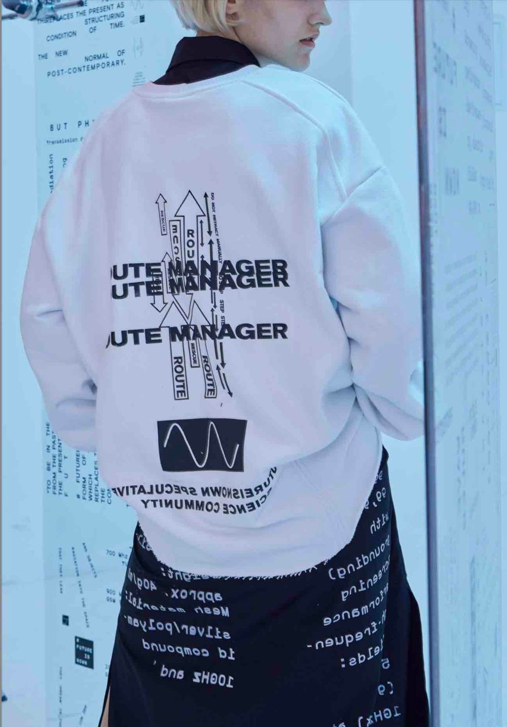 Толстовка Futureisnown Route manager #1 Белая