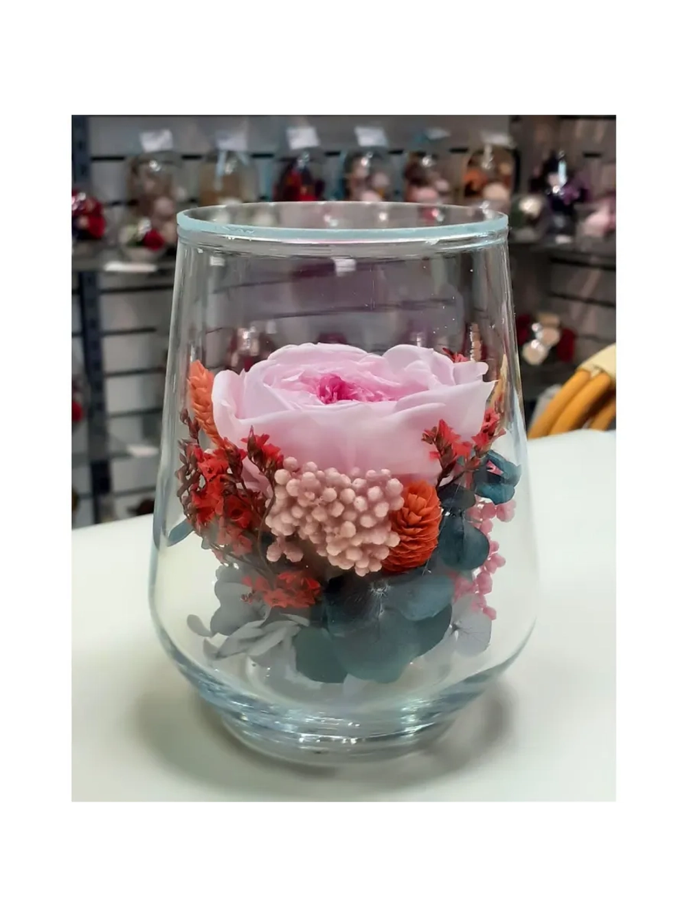 натуральный пион в стекле, вакуум*