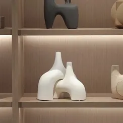 Ваза Narrow mouth wide body vase A