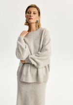 Свитер из пушистого кашемира