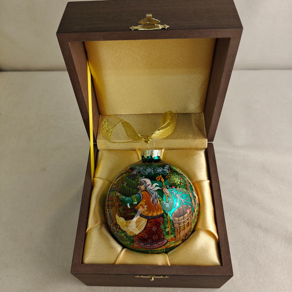 Шар новогодний с круговой росписью Гуси-лебеди" в футляре