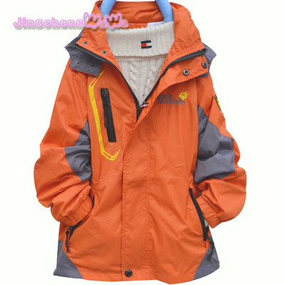 Ветровка детская на молнии с капюшоном
