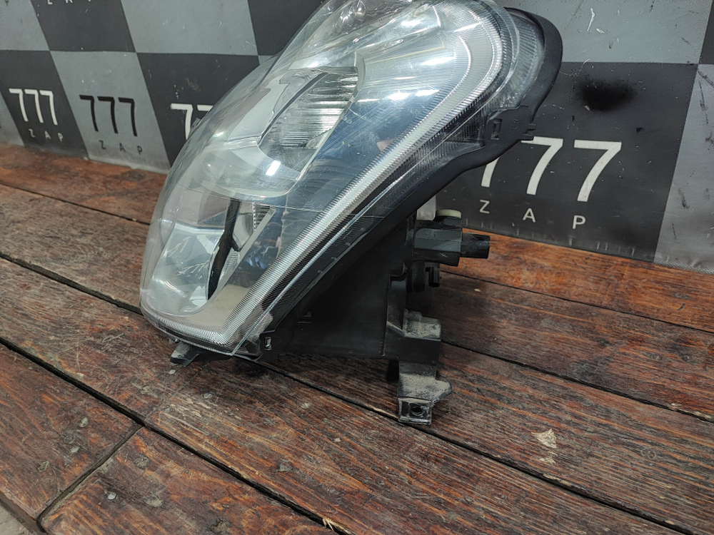 Фара левая Nissan Almera 3 (G15) 12-18 Б/У Оригинал 260604AA0B