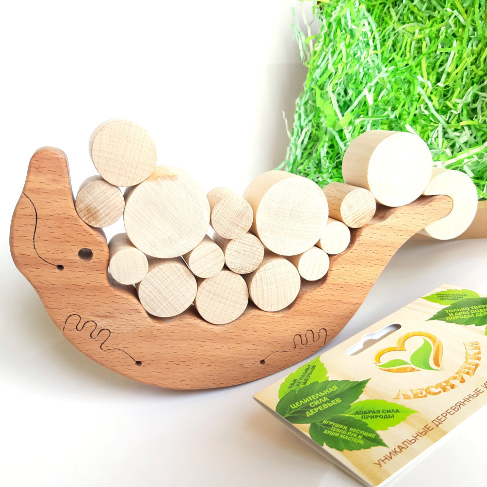 Деревянный балансир Крокодил Леснушки