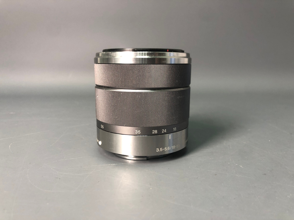 Sony Nex-5 + 18-55 OSS, 8350 кадров пробега