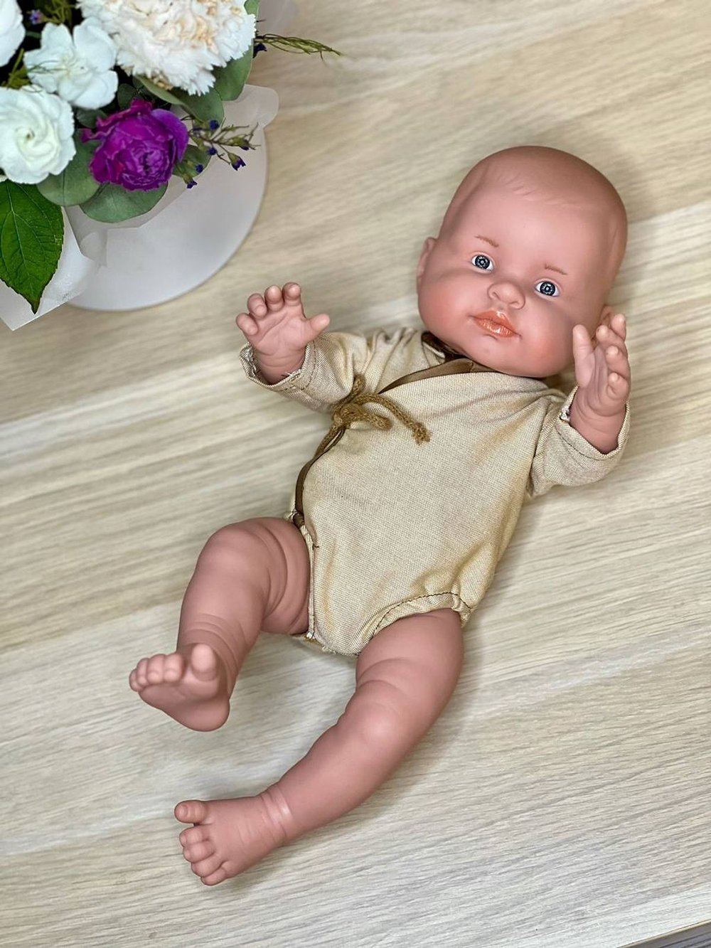 Кукла LAMAGIK виниловая Petit 39см (39302)