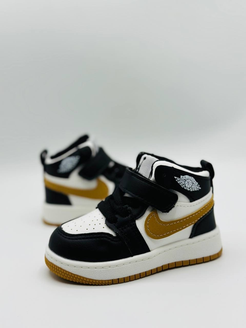 Детские кроссовочки Nike Air Jordan Kids