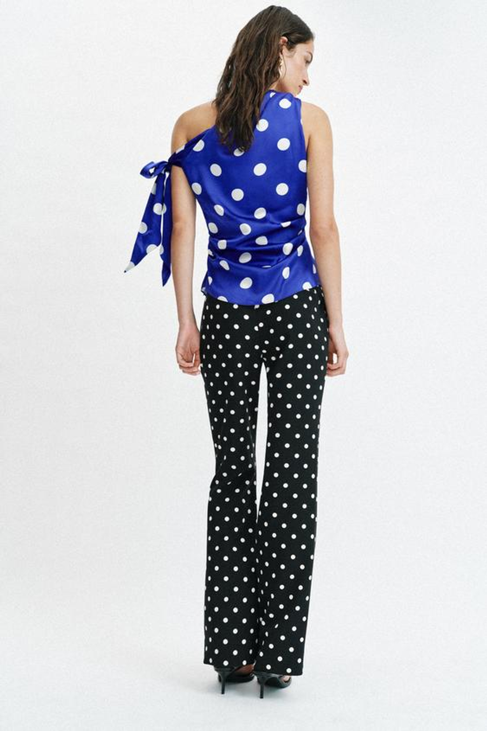 ZARA БРЮКИ FLARE В ГОРОШЕК, ЧЕРНЫЙ/ЭКРЮ