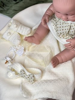 Кукла Berbesa 42см RECIEN NACIDO с пледом в пакете (5106K)