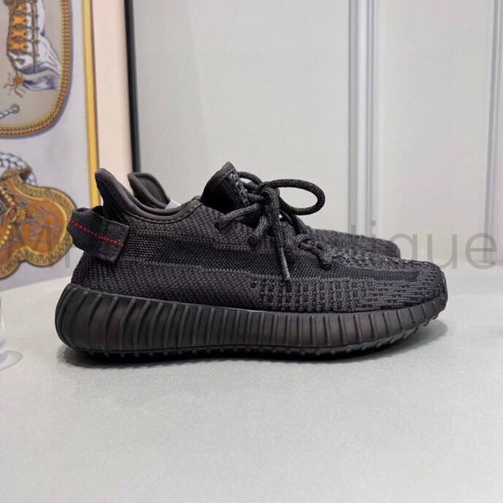 Кроссовки Adidas X Yeezy Boost 350 V2 Core Black