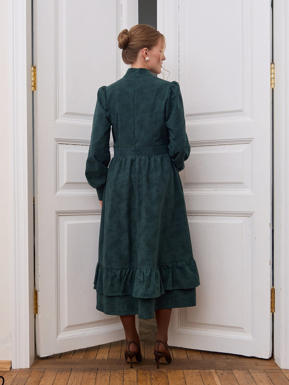 Платье с оборками