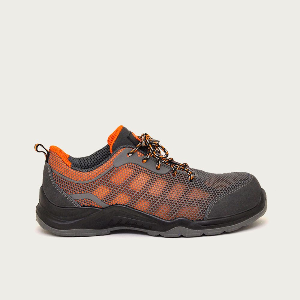 Кроссовки "Скорпион Универсал"