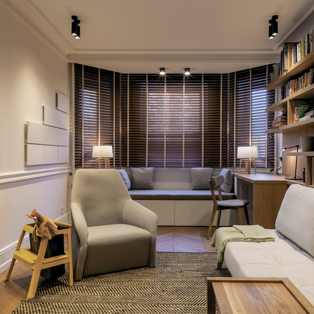 Накладной светильник Maytoni Focus C017CW-01B