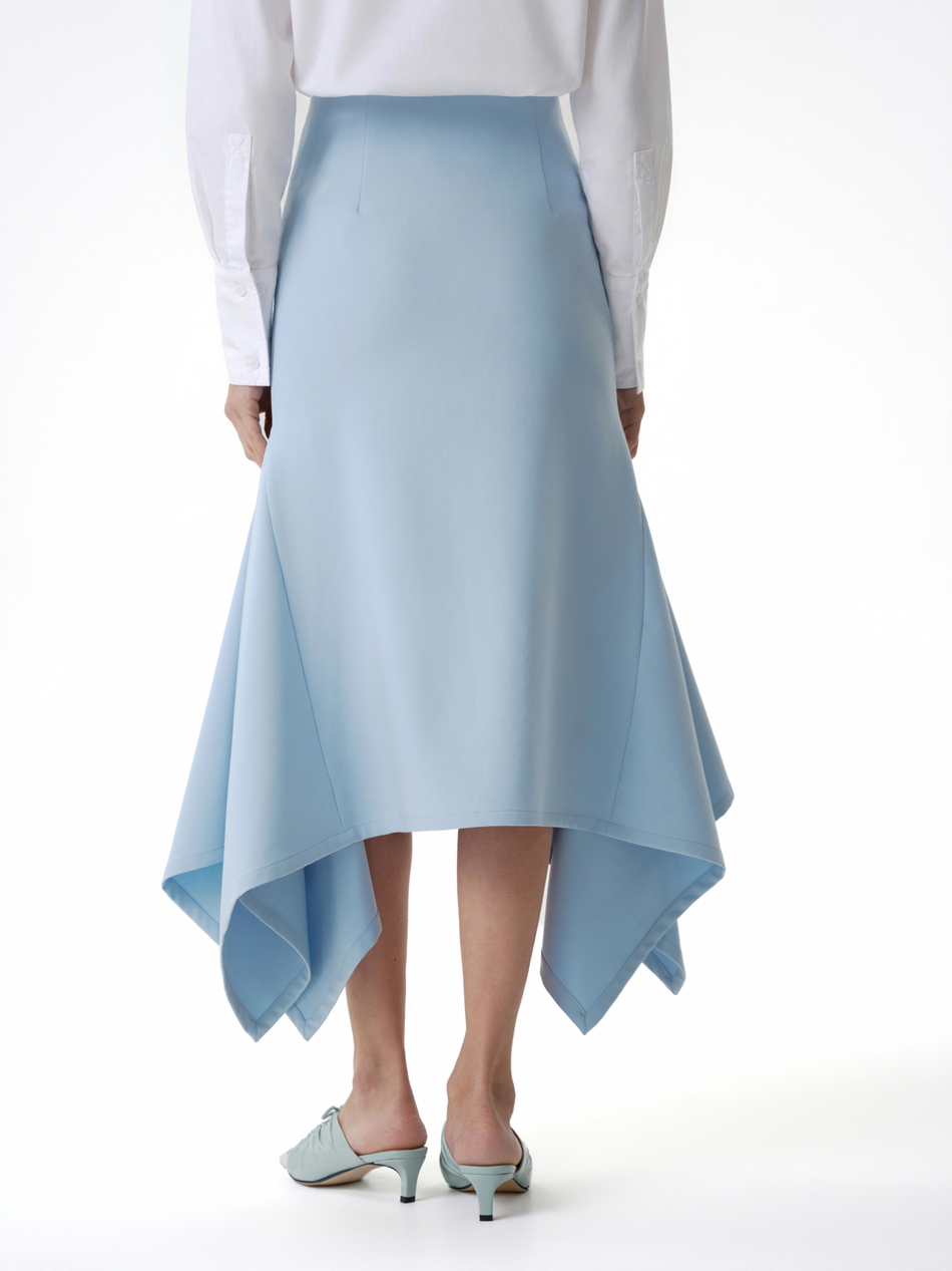 Юбка с клином костюмная голубая