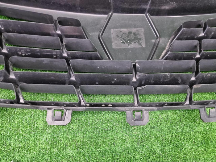 Решетка радиатора Sollers Atlant (2022-н.в.)