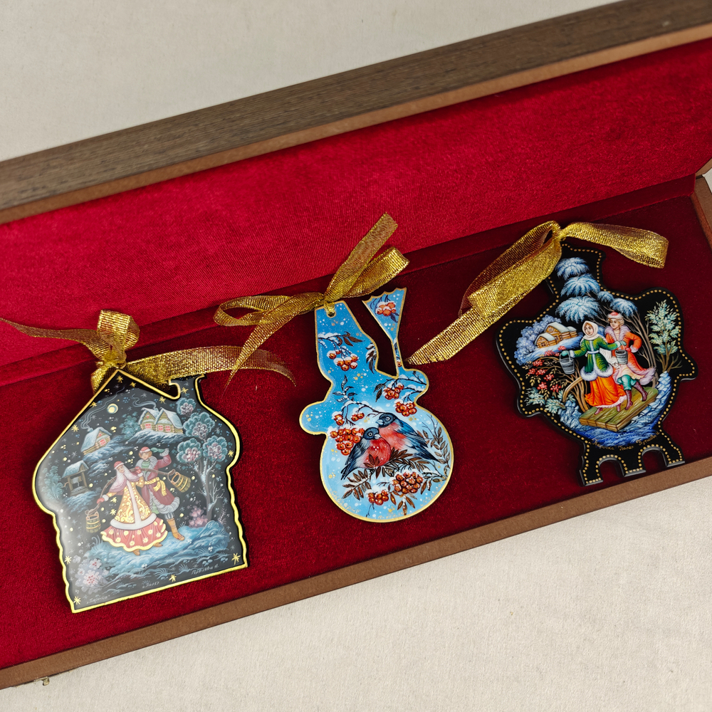 Набор из 3-х ёлочных игрушек "Русская зима" с росписью Палех