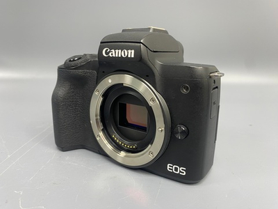 Canon EOS M50 Mark II 42.000 кадров
