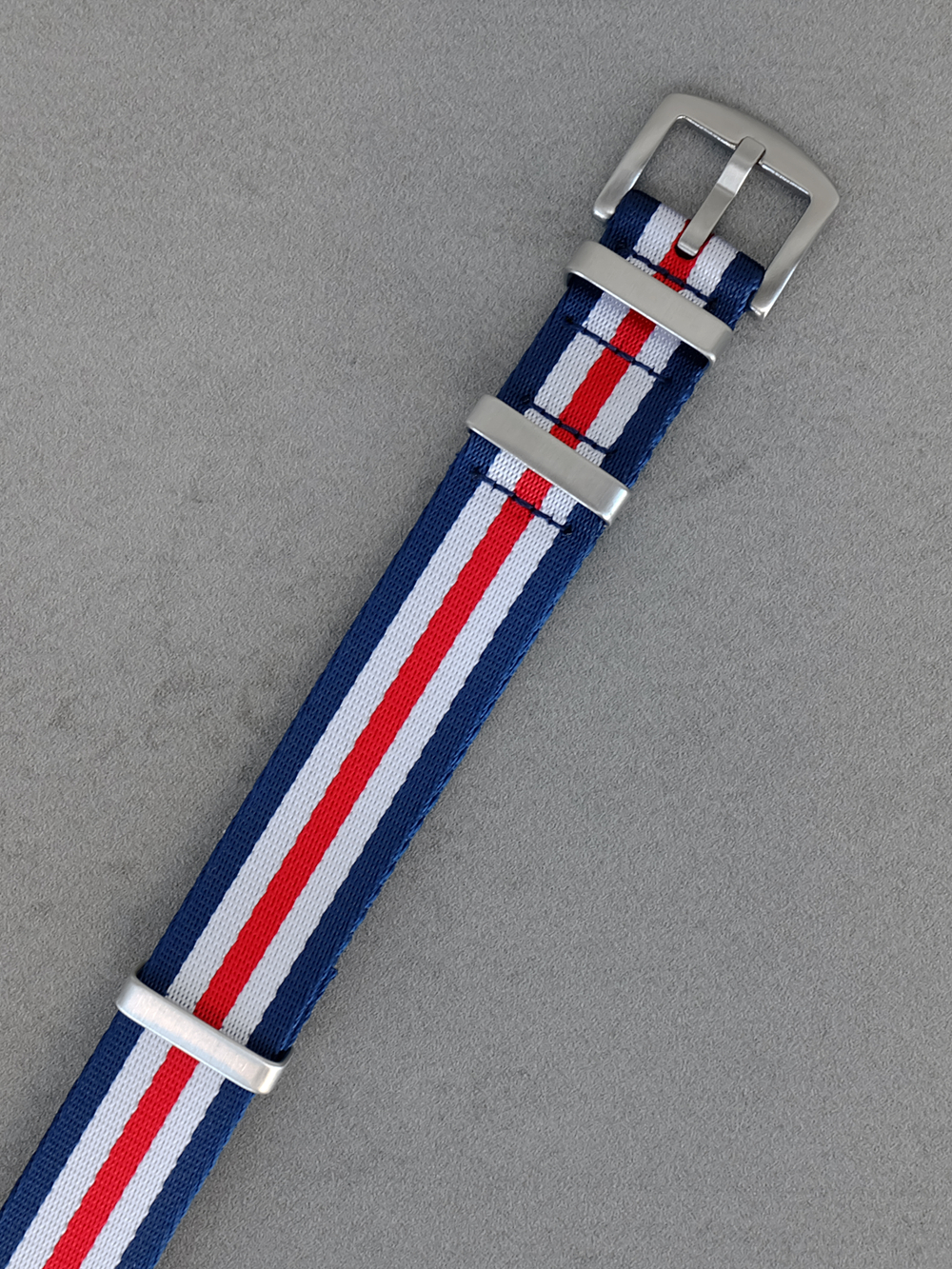 Nato Strap Premium - нейлоновый ремешок для часов