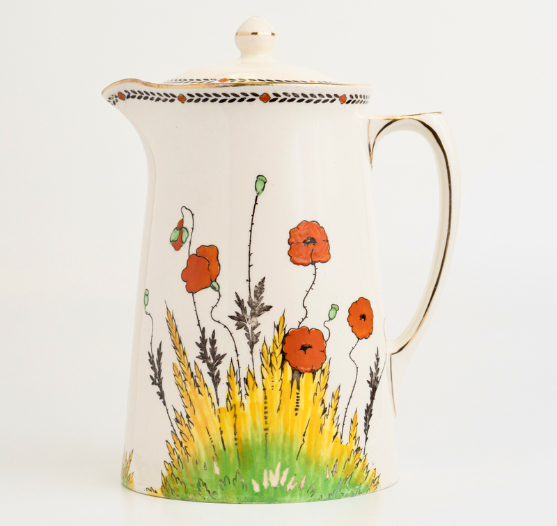 Кофейник в стиле ар-деко с маками