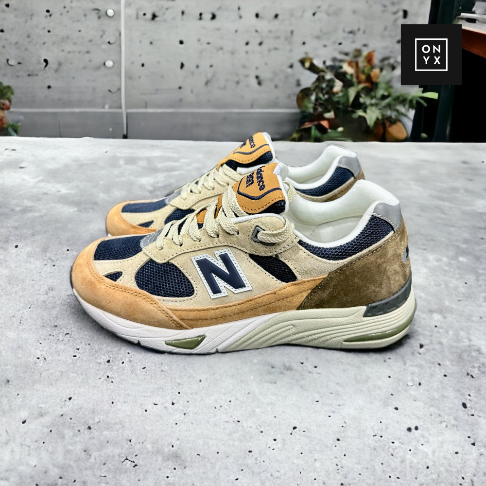 New Balance 991 • Cappuccino