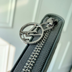 Louis Vuitton Zippy Wallet