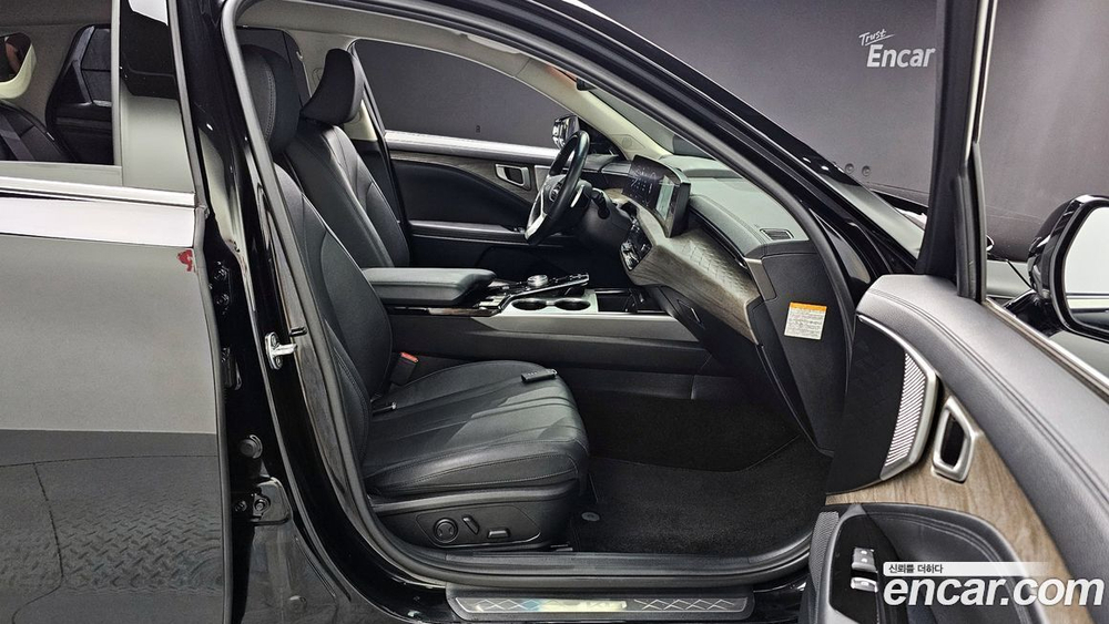 Kia K8 Hybrid Noblesse (01.2022)
