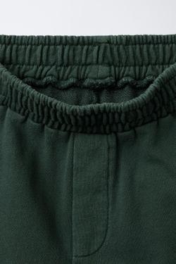 ZARA КОМПЛЕКТ ИЗ ТОЛСТОВКИ И БРЮК-ДЖОГГЕРОВ, ЗЕЛЕНЫЙ