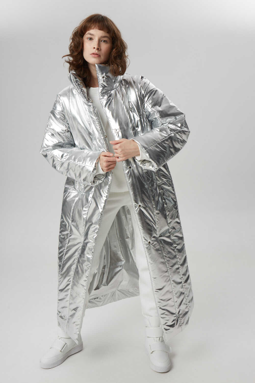 Капор вязаный, молоко