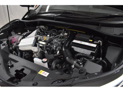 TOYOTA C - HR 2023 г.