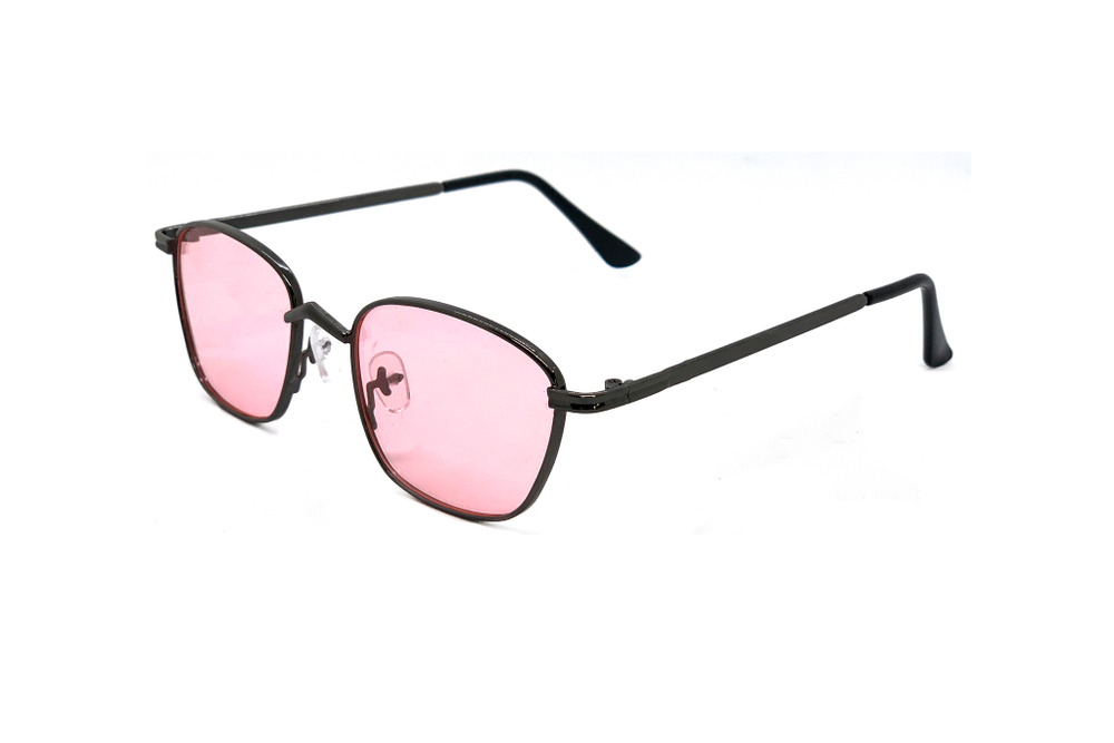 Геометричные солнцезащитные очки