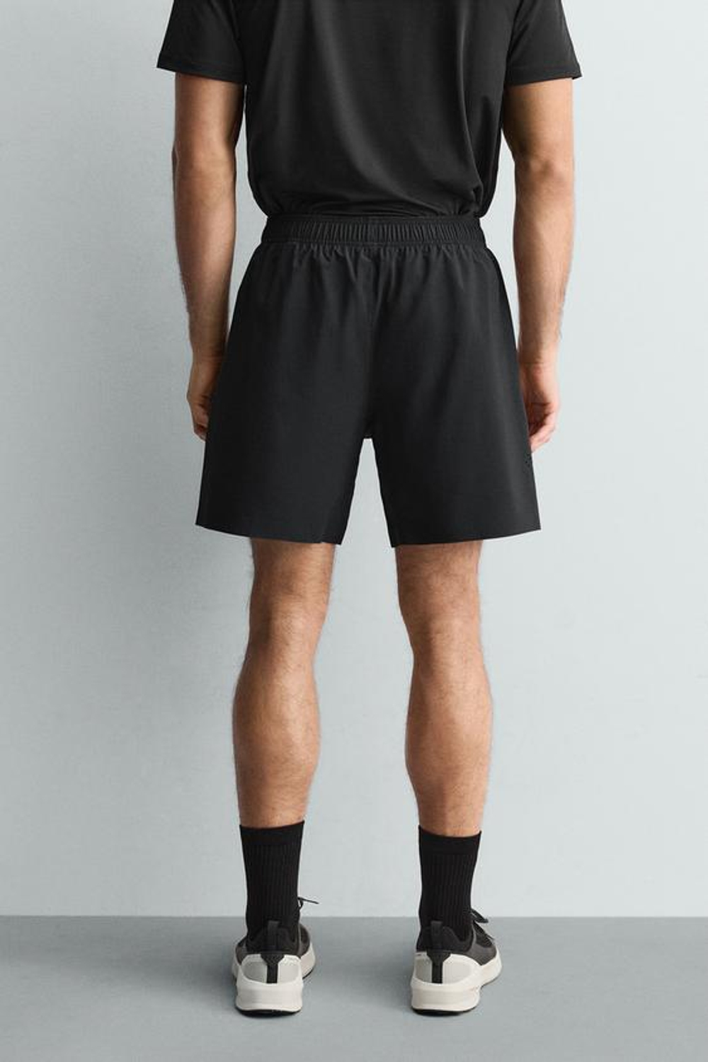 ZARA СПОРТИВНЫЕ ШОРТЫ 9", ЧЕРНЫЙ