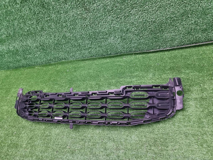 Решетка переднего бампера Citroen DS4 (2010-2015)