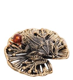 Народные промыслы AM-3023 Фигурка «Лягушка на кувшинке с шарико» (латунь, янтарь)