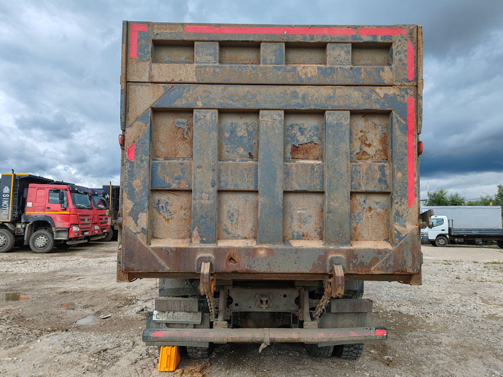 Shacman (Shaanxi) SX* 8x4 Самосвал SX33186V366 (Дизельный, 11,6 л, 423 л.с., МТ)