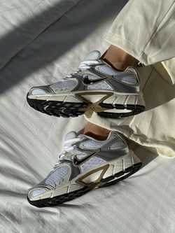 Кроссовки из натуральной кожи