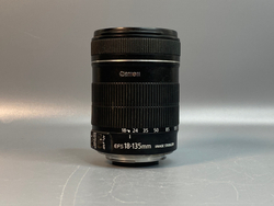 Canon EOS 60D kit 18–135mm f/3.5–5.6 IS 32.000 кадров