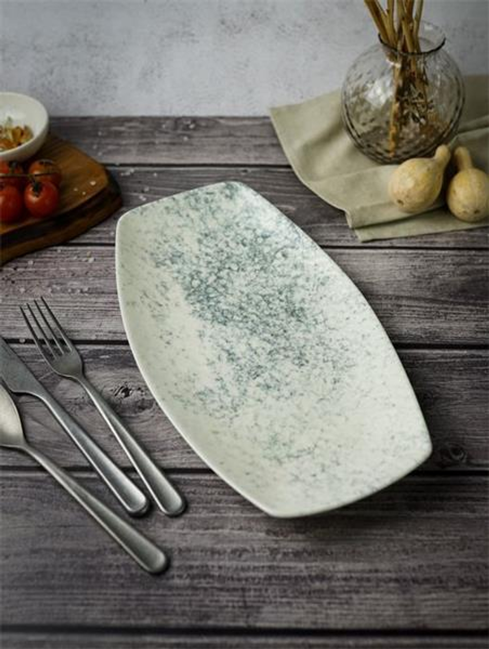 Тарелка прямоугольная 23 CM SMOKY