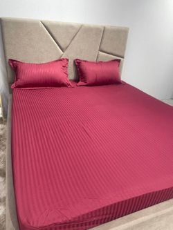 Простынь на резинке с нав 180 /200 Страйп