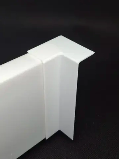 Внутренний угол для плинтуса 100*16мм - 4 шт.