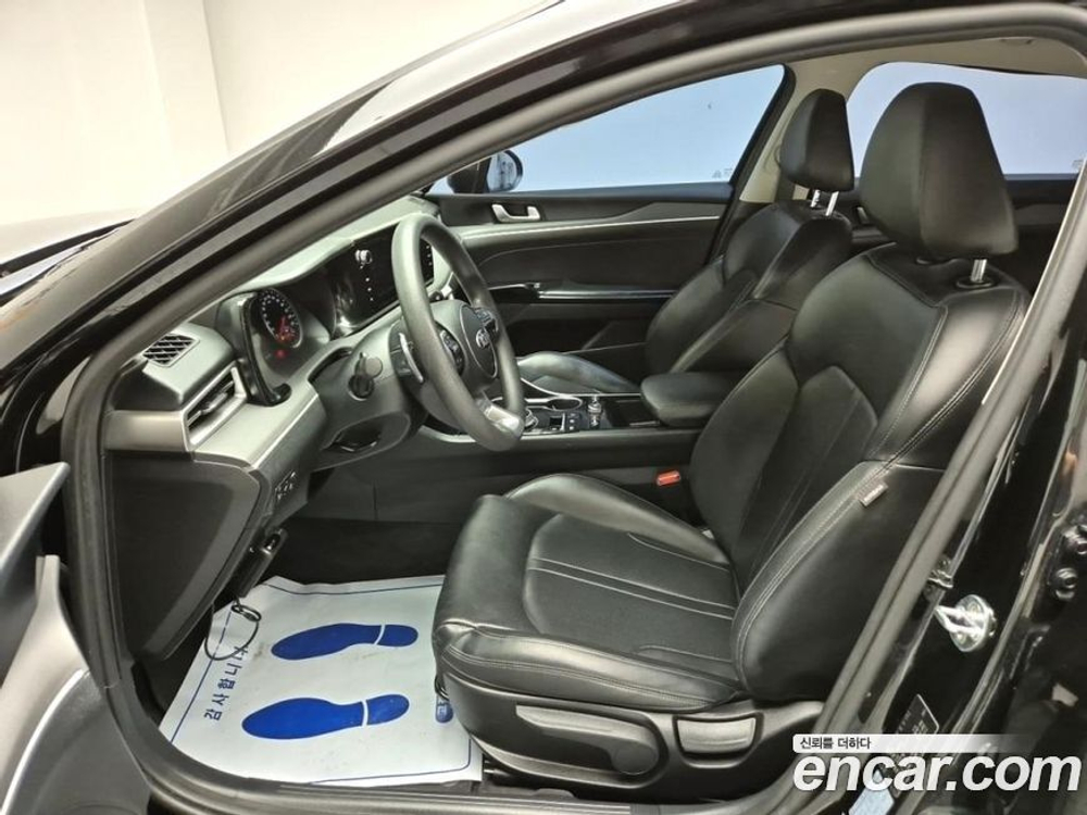 Kia K5 (Optima) 3 Generation 2.0 (06.2020)