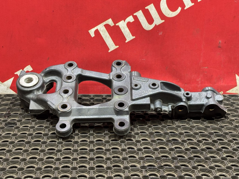 Кронштейн рессоры передней правый 2023г.