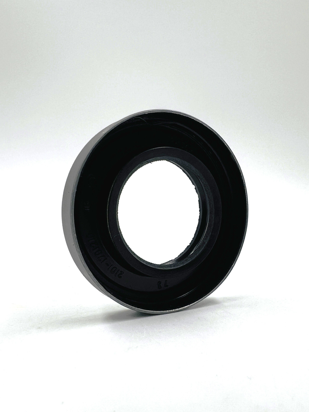 Сальник вторичного вала КПП для ВАЗ 2106, 2105, 2107 Support Technology