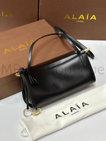 Женская сумка Alaia Le Click East West черного цвета