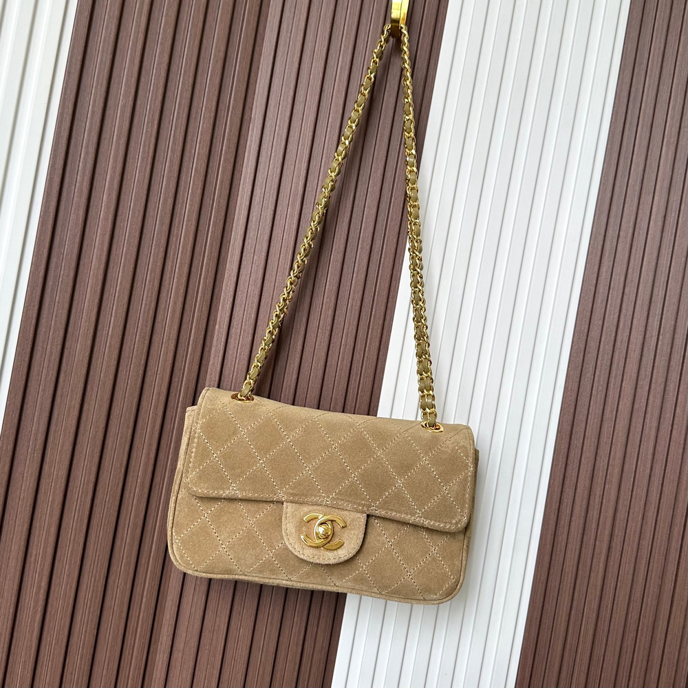 Chanel Mini Classic Handbag 20 cm