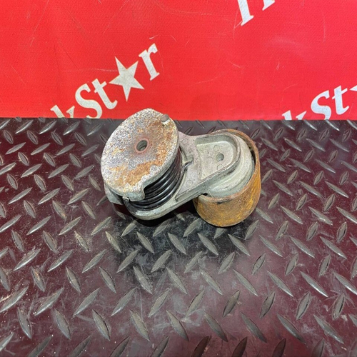 Натяжитель ремня